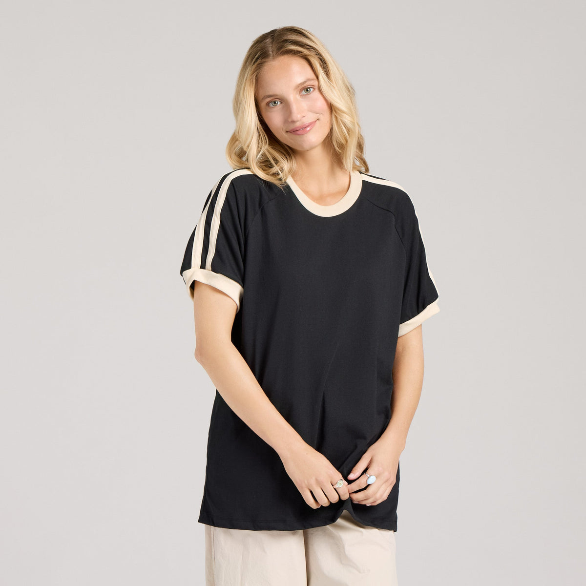 Unisex Solid Shoulder-Striped Ringer Tee product image 5